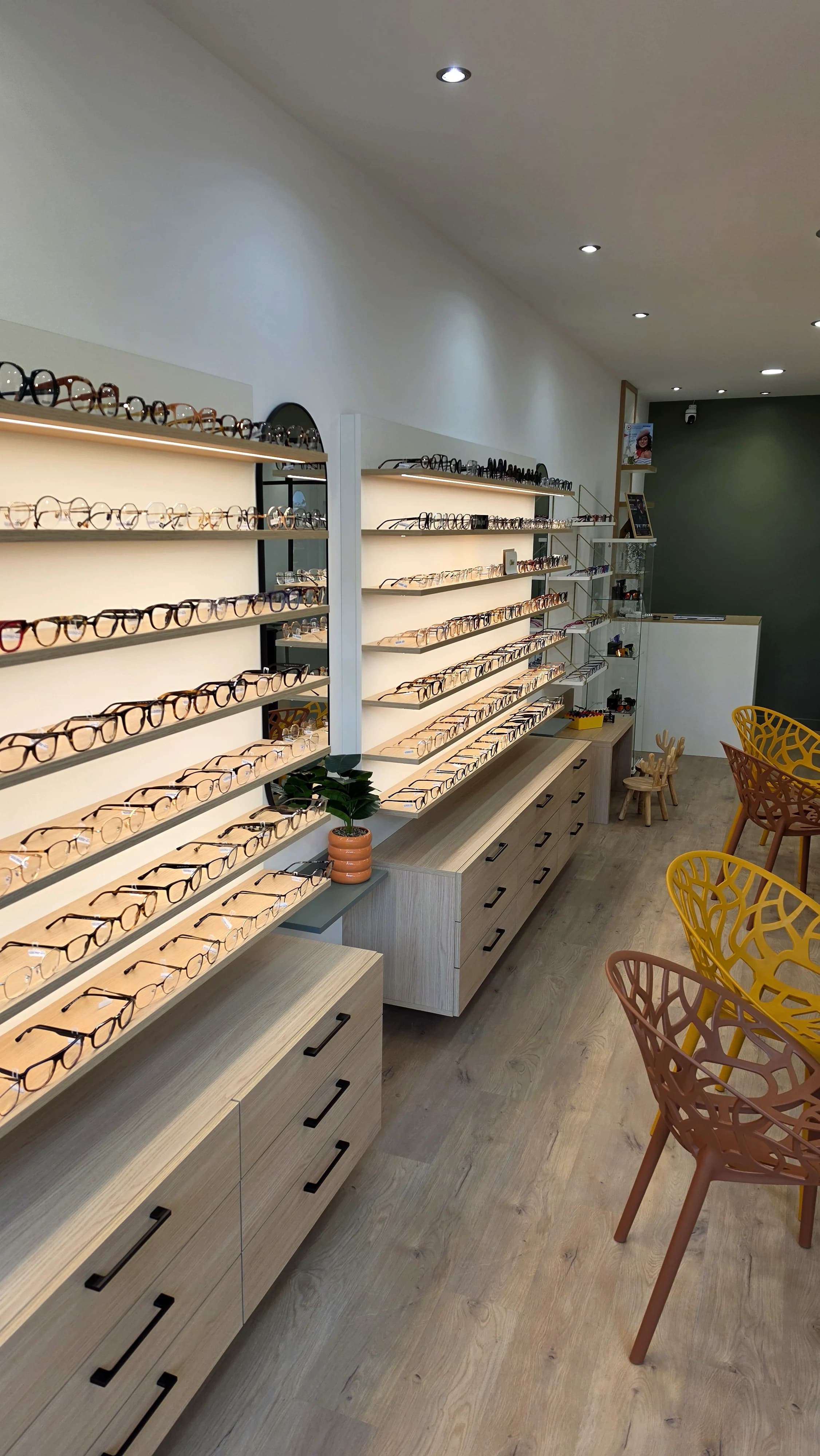 Vue de la boutique Leader Optic - Photo 1